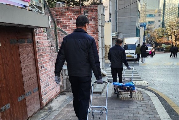 예약제 도입으로 업그레이드 된 서비스 ...중구, 2025년에도 든든한 우리 동네 모아센터 썸네일