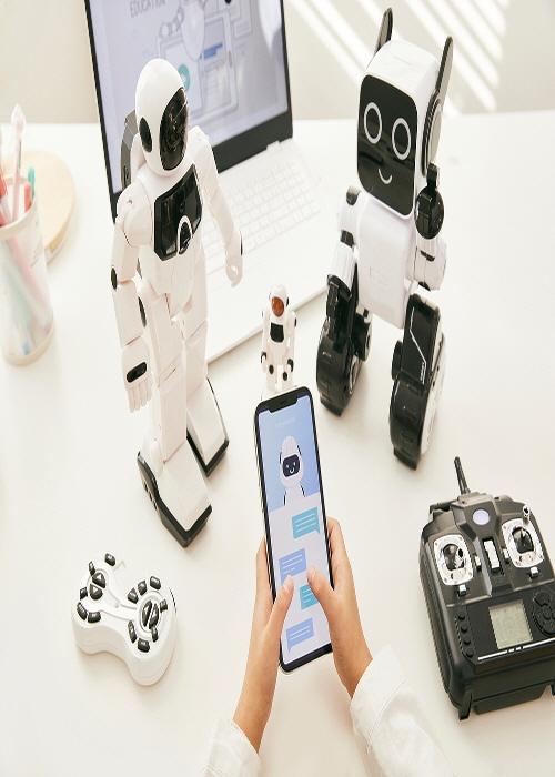 로봇과 함께 춤추고, AI와 오목 두고… 썸네일