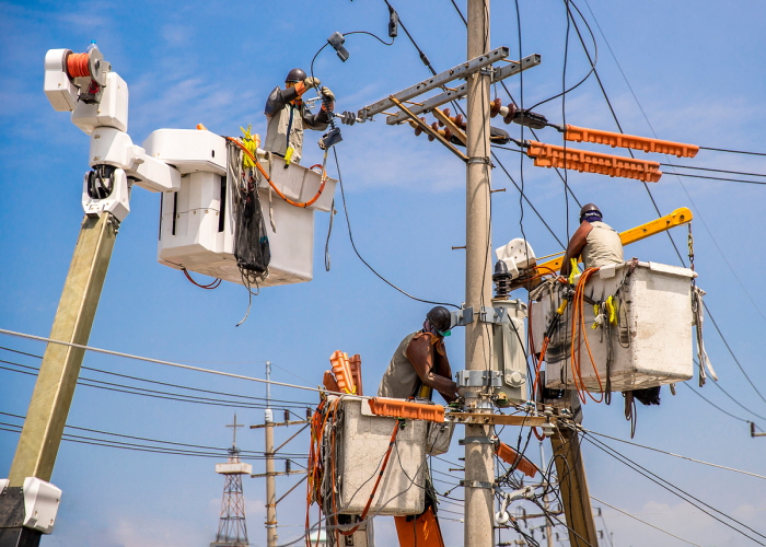 도심 하늘에 얼기설기 '거미줄 전선' 13만본 정비…6098억 투입 썸네일