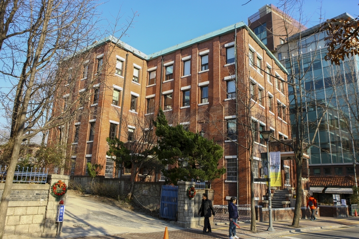 구 신아일보사 별관